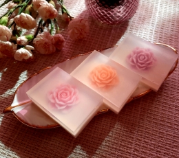 Seep „Roos jääs“ karbis 1