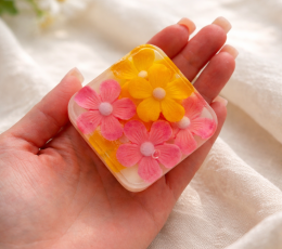 Seep „Õitsemine“ karbis 3