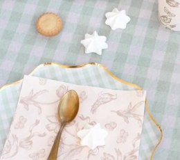 Väikesed taldrikud, kuldse äärega (6 tk/23 cm) 2